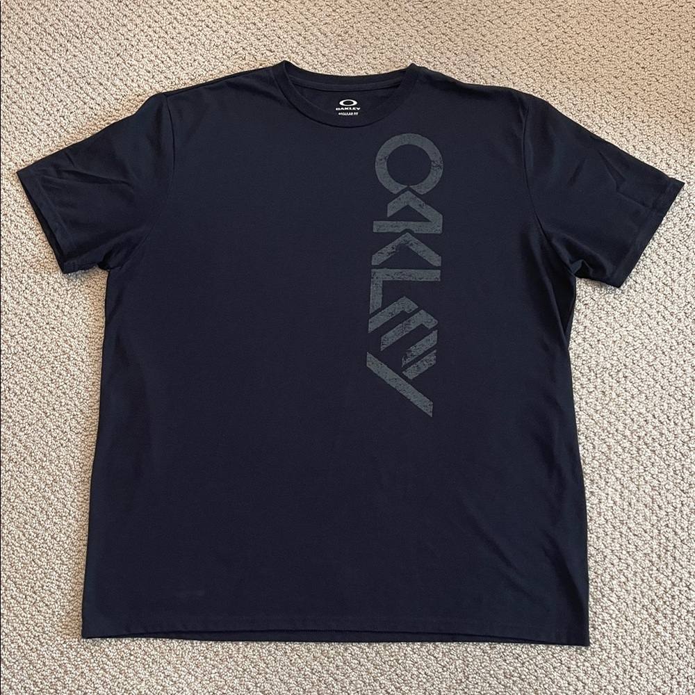 Oakley Men's Graphic Tee